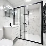 Charming 2-Room Apartment In Cannes